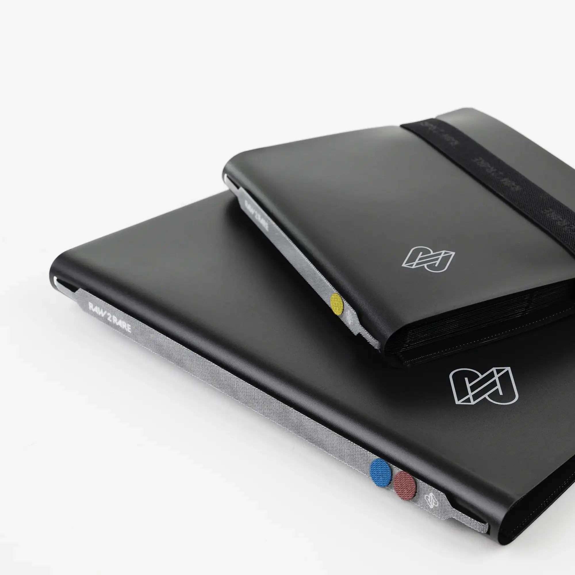 Raw2Rare - 4-Pocket FlexBinder160